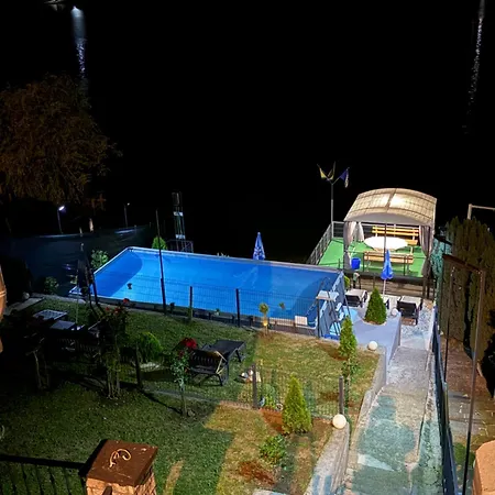 'miris Ljeta' Cozy Lakefront *